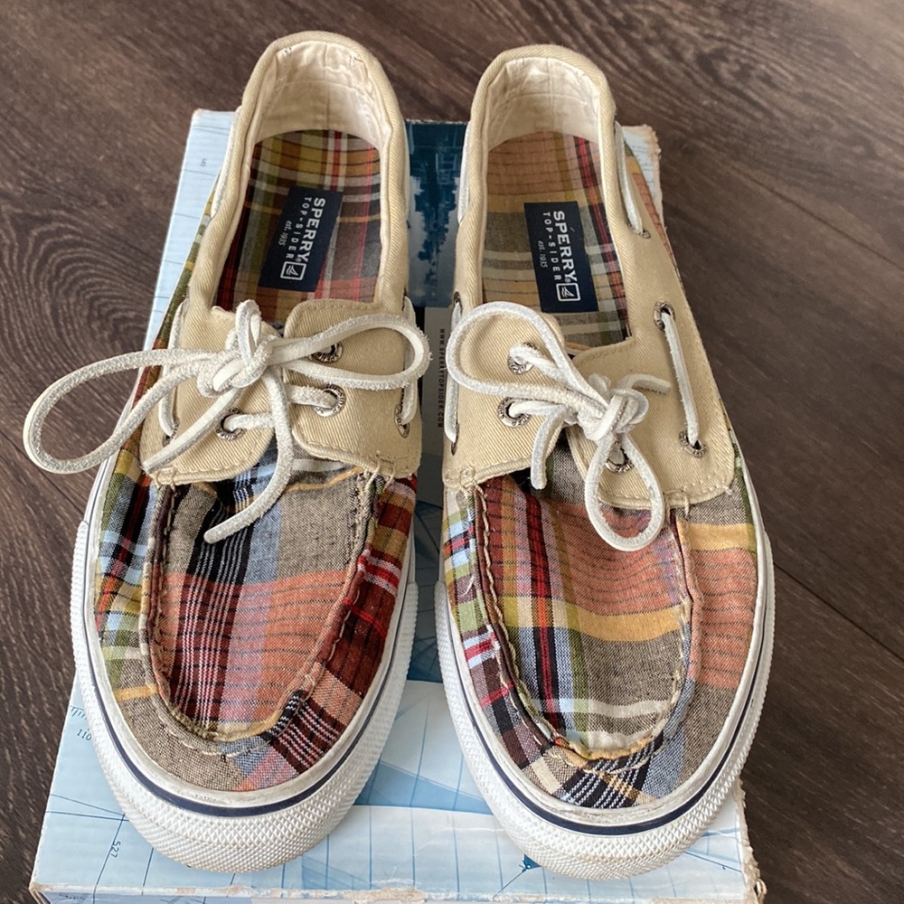 Sperry Shoes - Picture 2 of 4
